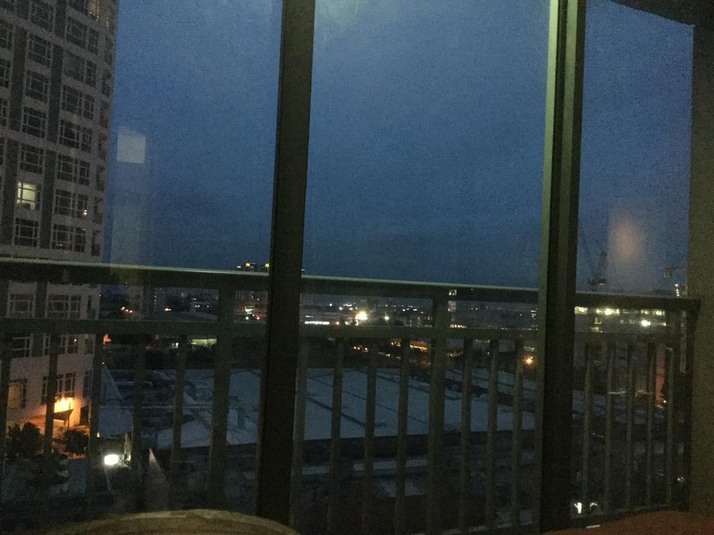 Ortigas 2 Bedroom Corner Unit With 2 Queen Across Shangrila Manila Ngoại thất bức ảnh